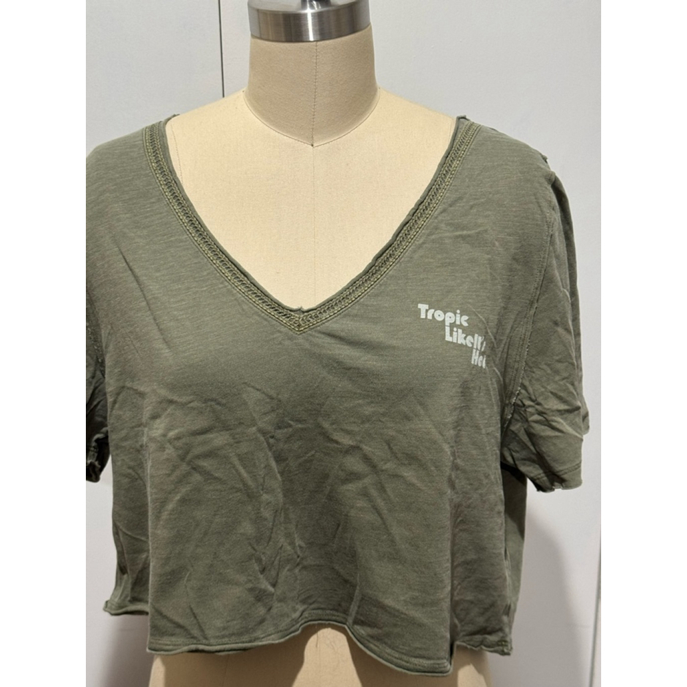 Women's Aerie graphic “Tropic Like It’s Hot” Crop T-shirt Size M Green